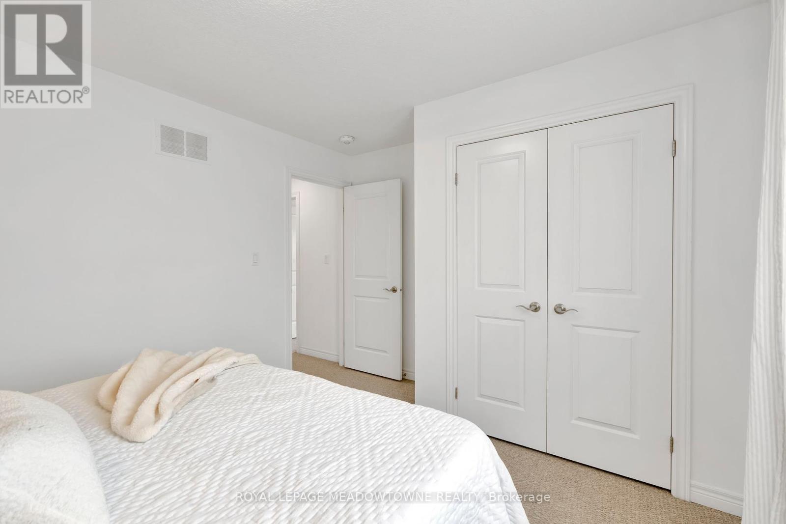 266 Dalgleish Trail, Hamilton, Ontario  L0R 1P0 - Photo 29 - X12357815