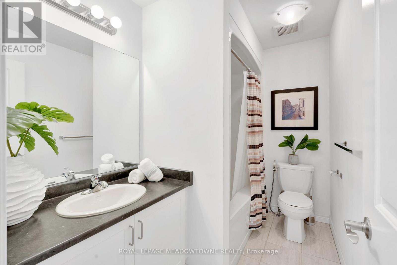 266 Dalgleish Trail, Hamilton, Ontario  L0R 1P0 - Photo 30 - X12357815