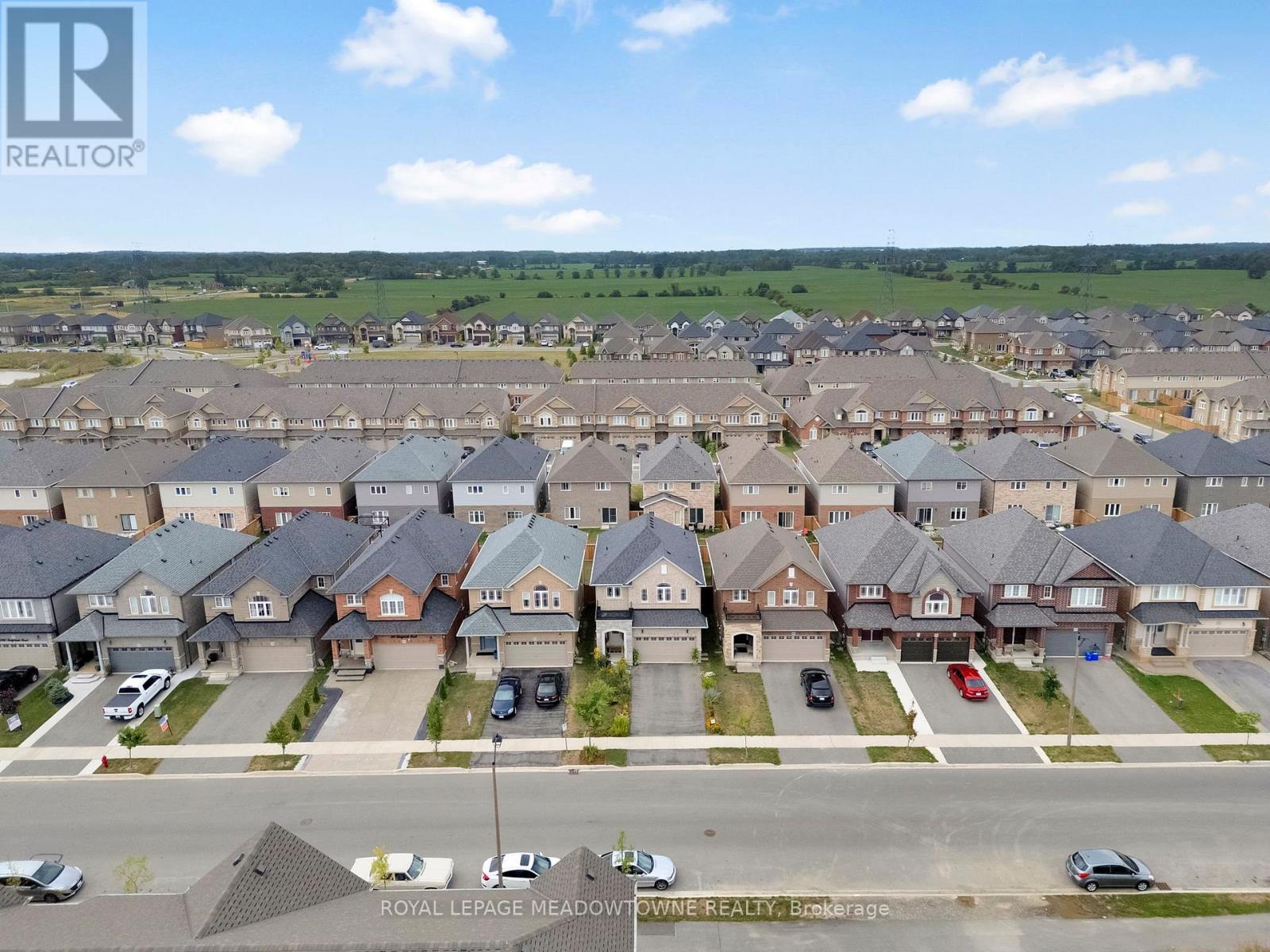 266 Dalgleish Trail, Hamilton, Ontario  L0R 1P0 - Photo 39 - X12357815