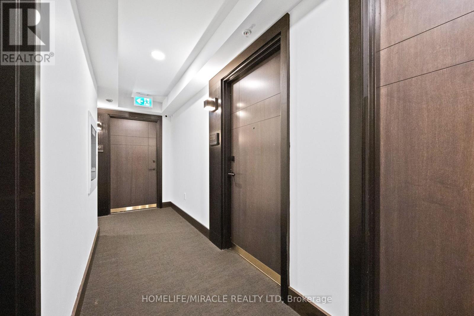 1711 - 145 Columbia Street W, Waterloo, Ontario  N2L 0K7 - Photo 2 - X12357818
