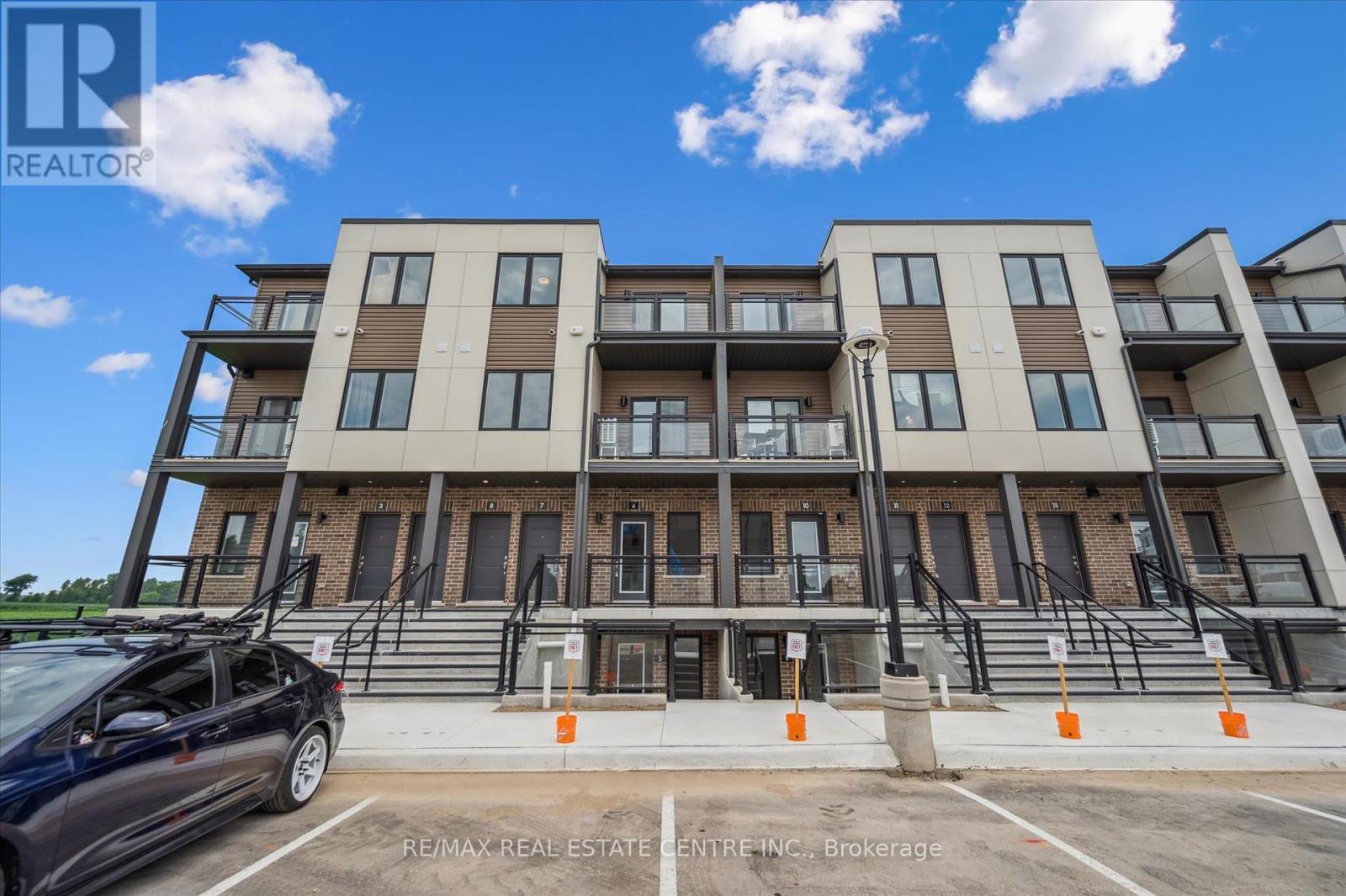 61 - 940 St. David Street N, Centre Wellington, Ontario  N1M 2W3 - Photo 2 - X12357853