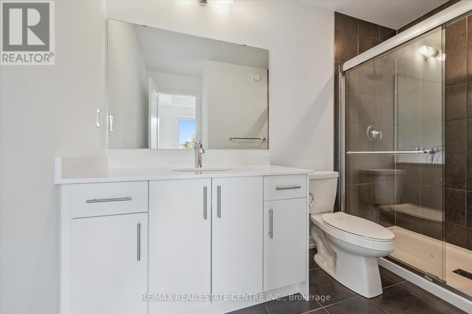61 - 940 St. David Street N, Centre Wellington, Ontario  N1M 2W3 - Photo 22 - X12357853