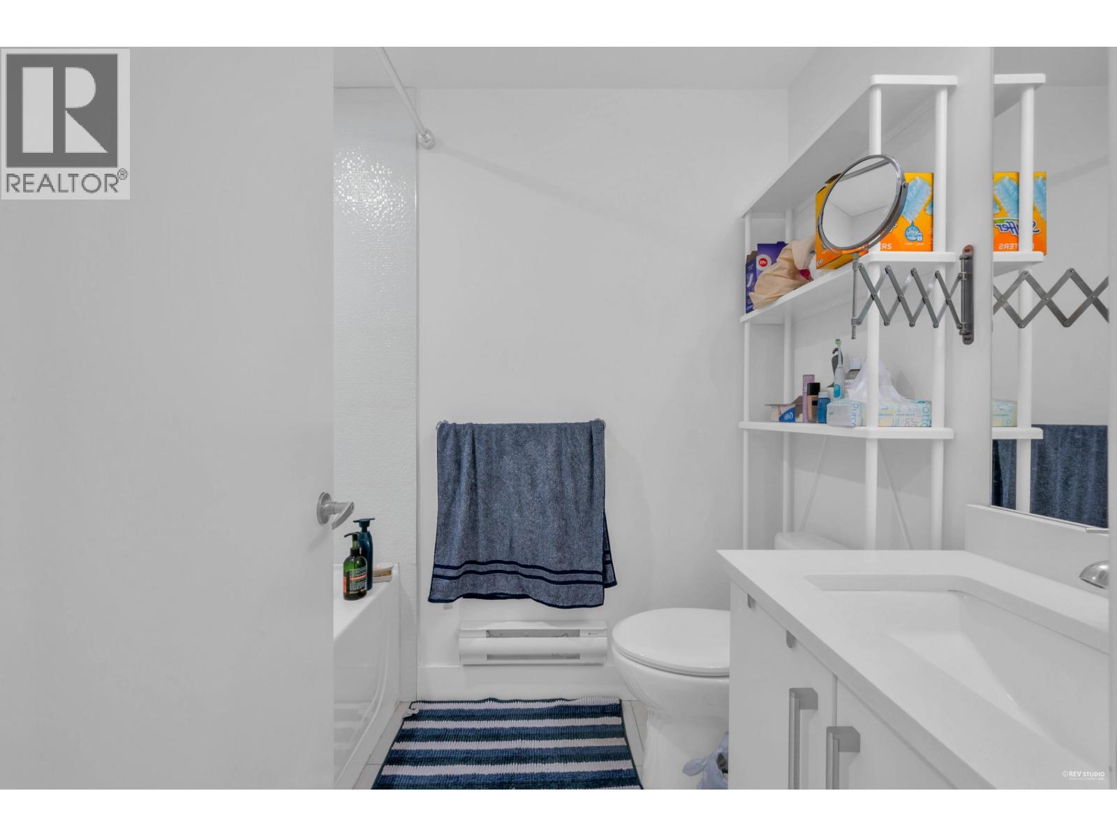 302 218 Carnarvon Street, New Westminster, British Columbia  V3L 1B8 - Photo 24 - R3039369