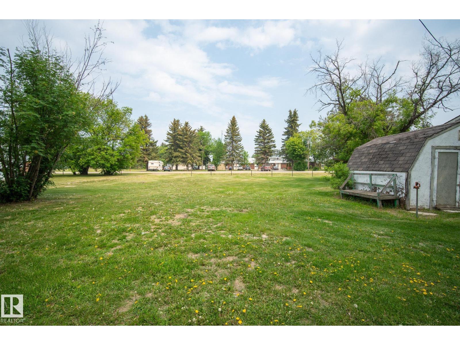 320 1 Av, Thorhild, Alberta  T0A 3J0 - Photo 13 - E4453892