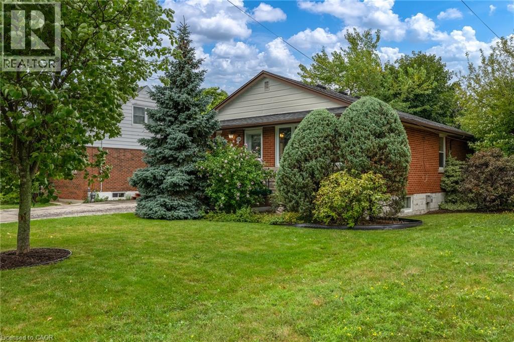 136 Howard Avenue, Hamilton, Ontario  L9A 2W7 - Photo 1 - 40761996