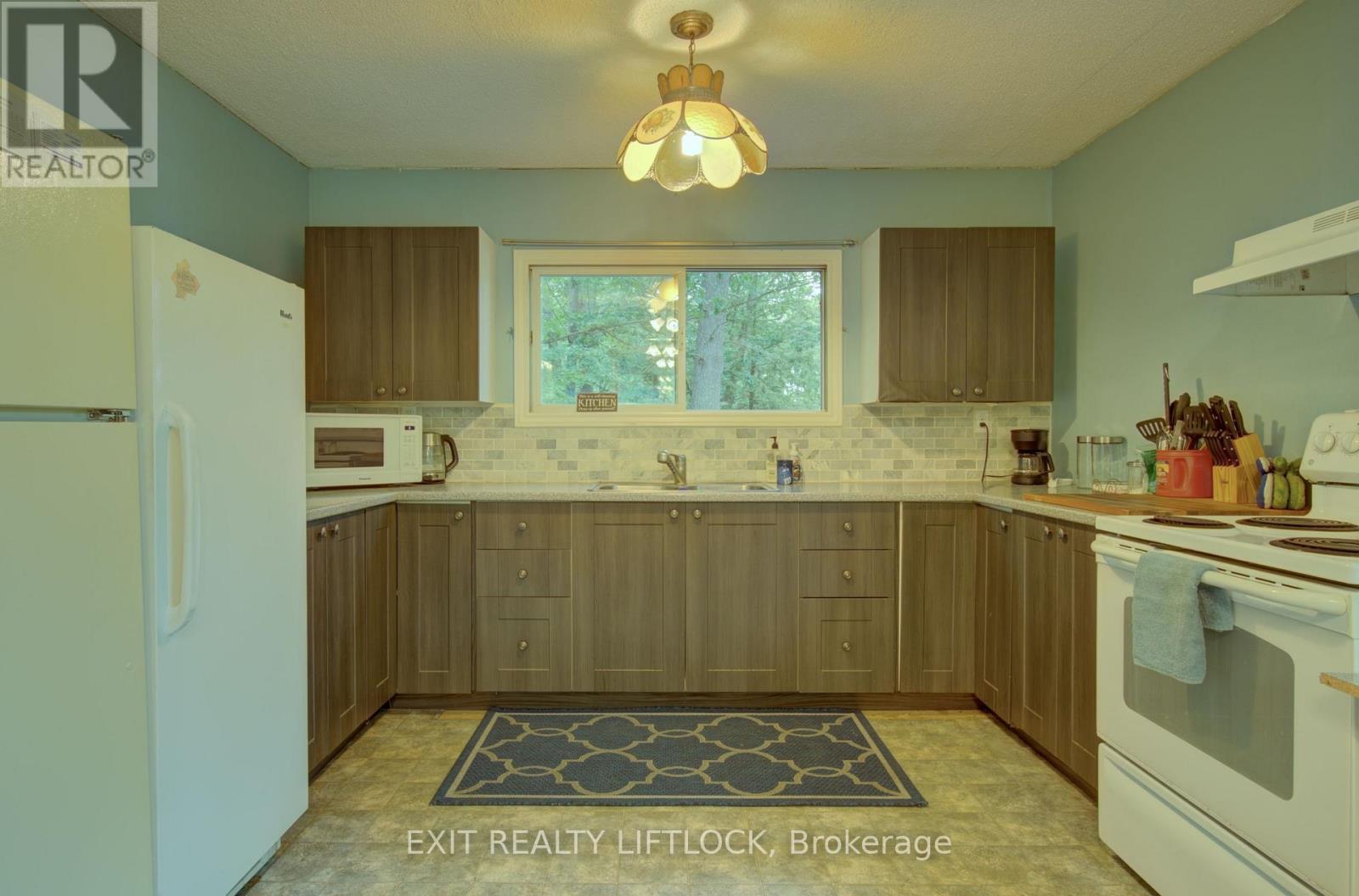 88 Fire Route 6a, Havelock-Belmont-Methuen, Ontario  K0L 1Z0 - Photo 10 - X12356509