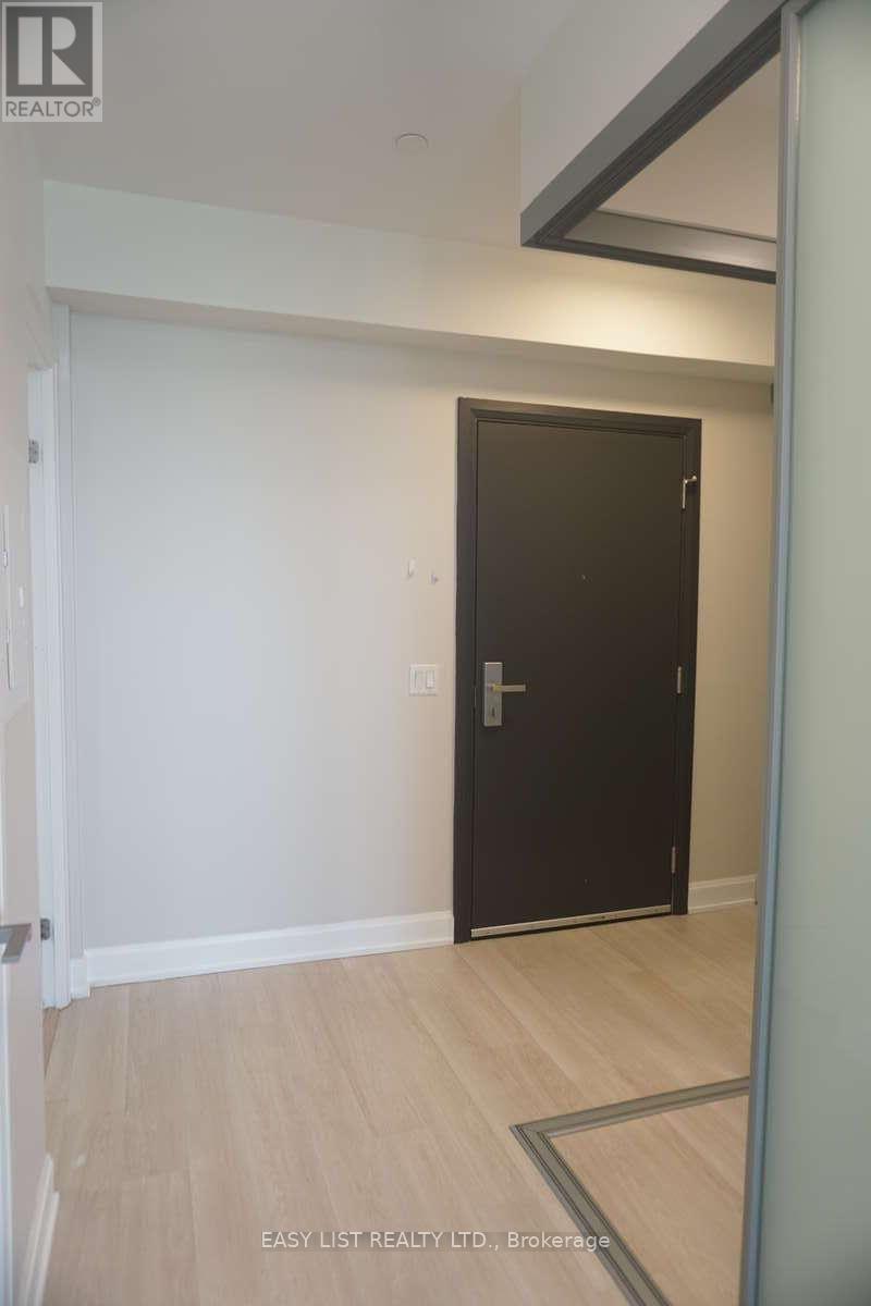 2215 - 12 Gandhi Lane, Markham, Ontario  L3T 0G4 - Photo 7 - N12357944