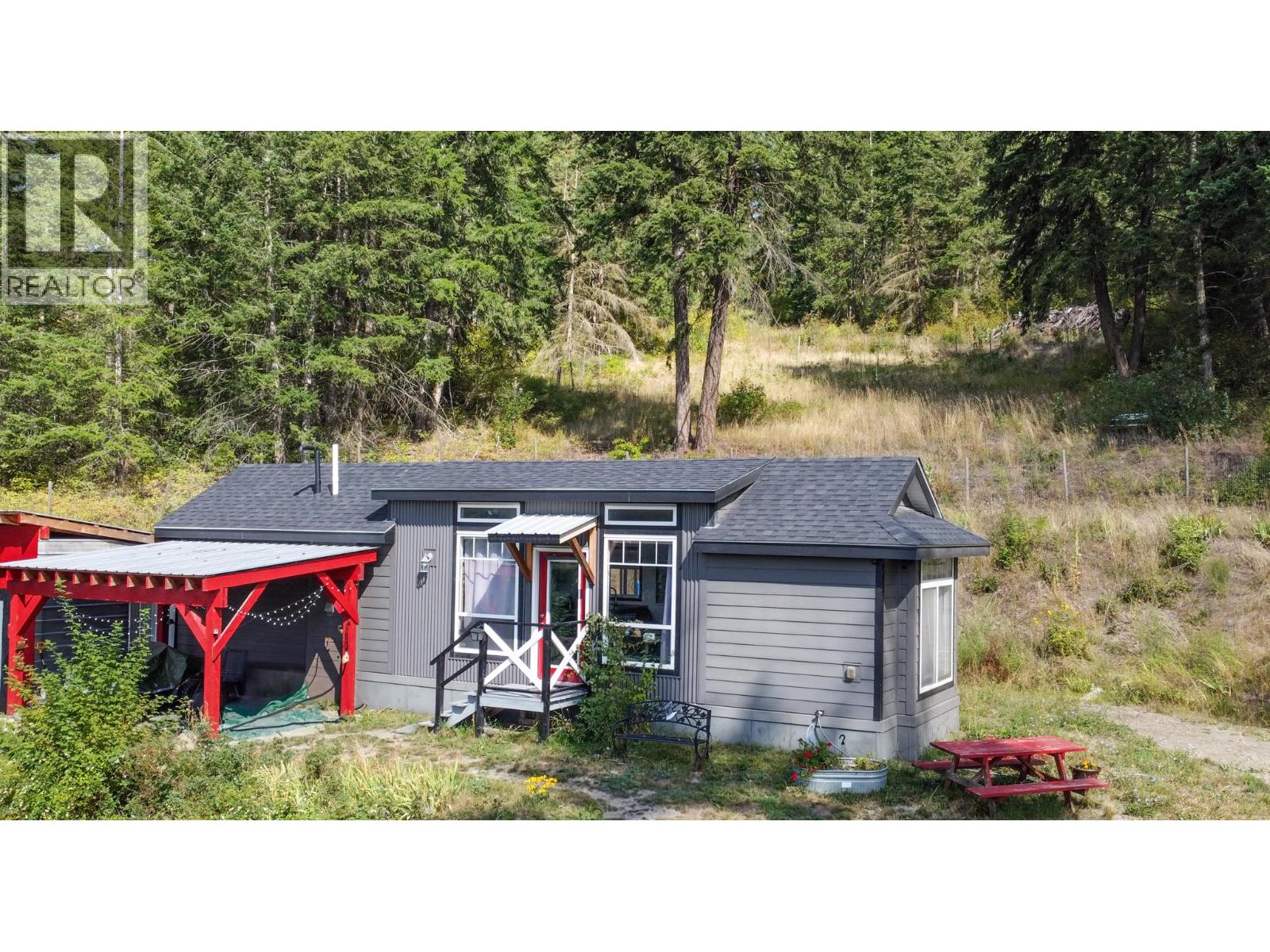 4050 White Lake Road, Tappen, British Columbia