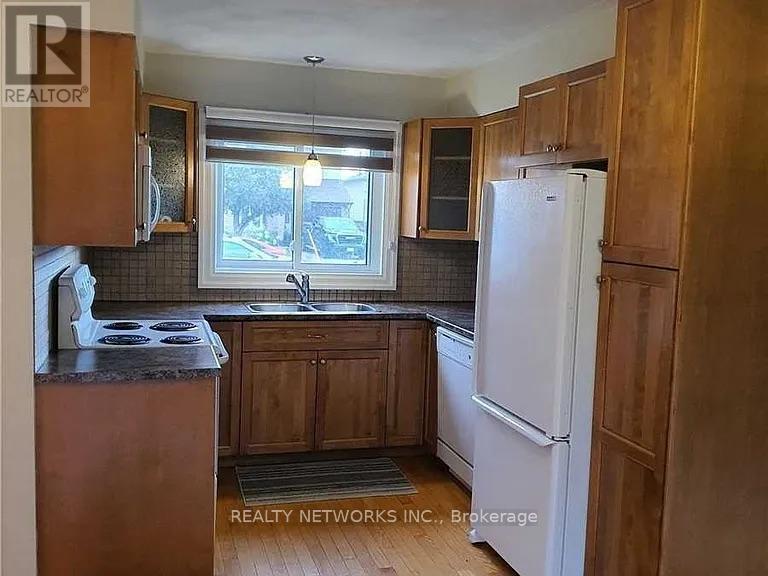 1034 Michener Boulevard, Timmins, Ontario  P0N 1K0 - Photo 3 - T12357501