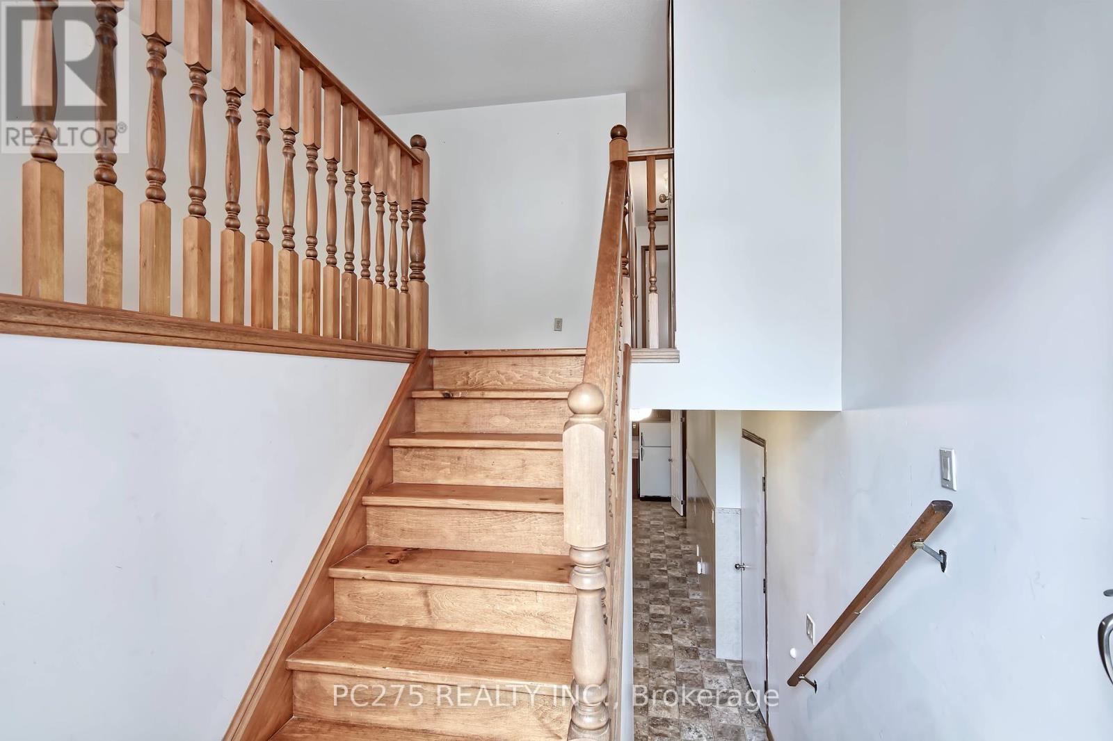 50 Bella Street, Strathroy-Caradoc (Se), Ontario  N7G 1C4 - Photo 5 - X12357989