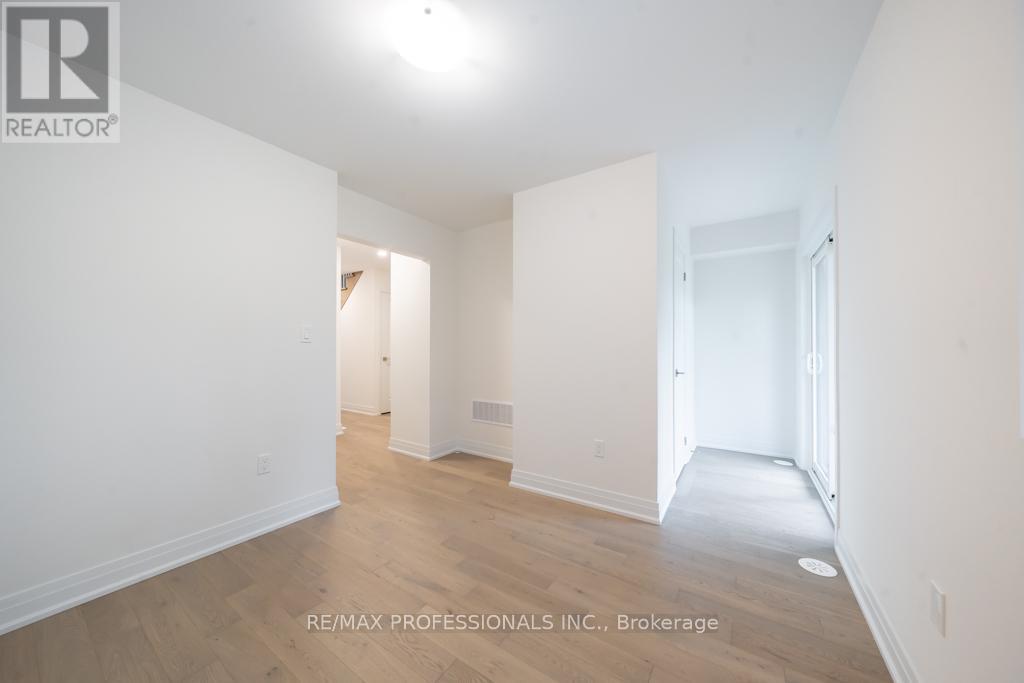 100 Salina Street, Mississauga, Ontario  L4M 1X8 - Photo 9 - W12355686