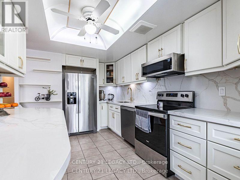 1402 - 8 Lisa Street E, Brampton, Ontario  L6T 4S6 - Photo 16 - W12355920