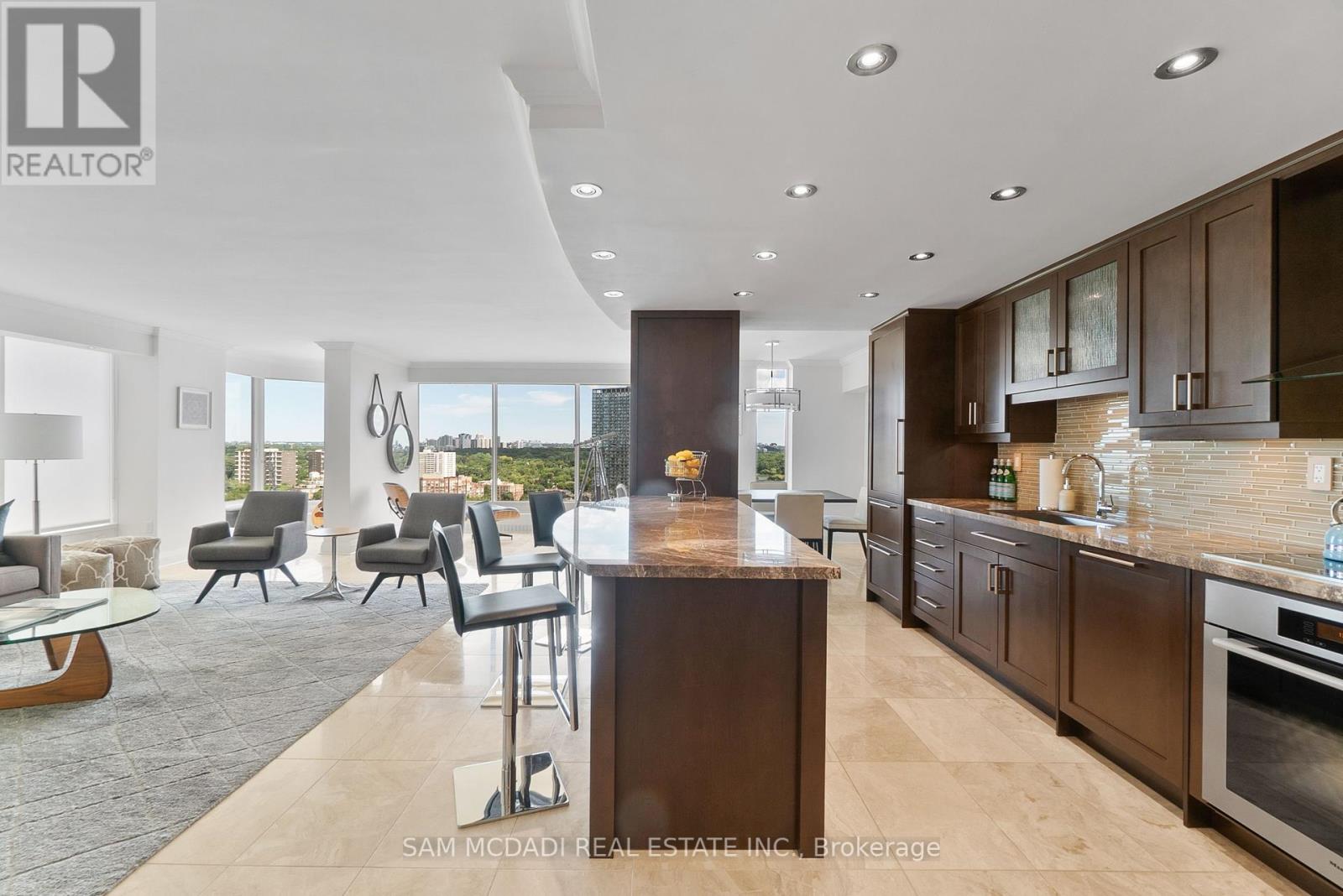 2212 - 2045 Lakeshore Boulevard W, Toronto (Mimico), Ontario  M8V 2Z6 - Photo 10 - W12357548