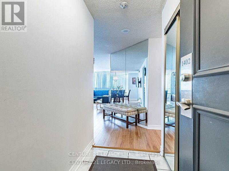 1402 - 8 Lisa Street E, Brampton, Ontario  L6T 4S6 - Photo 7 - W12355920
