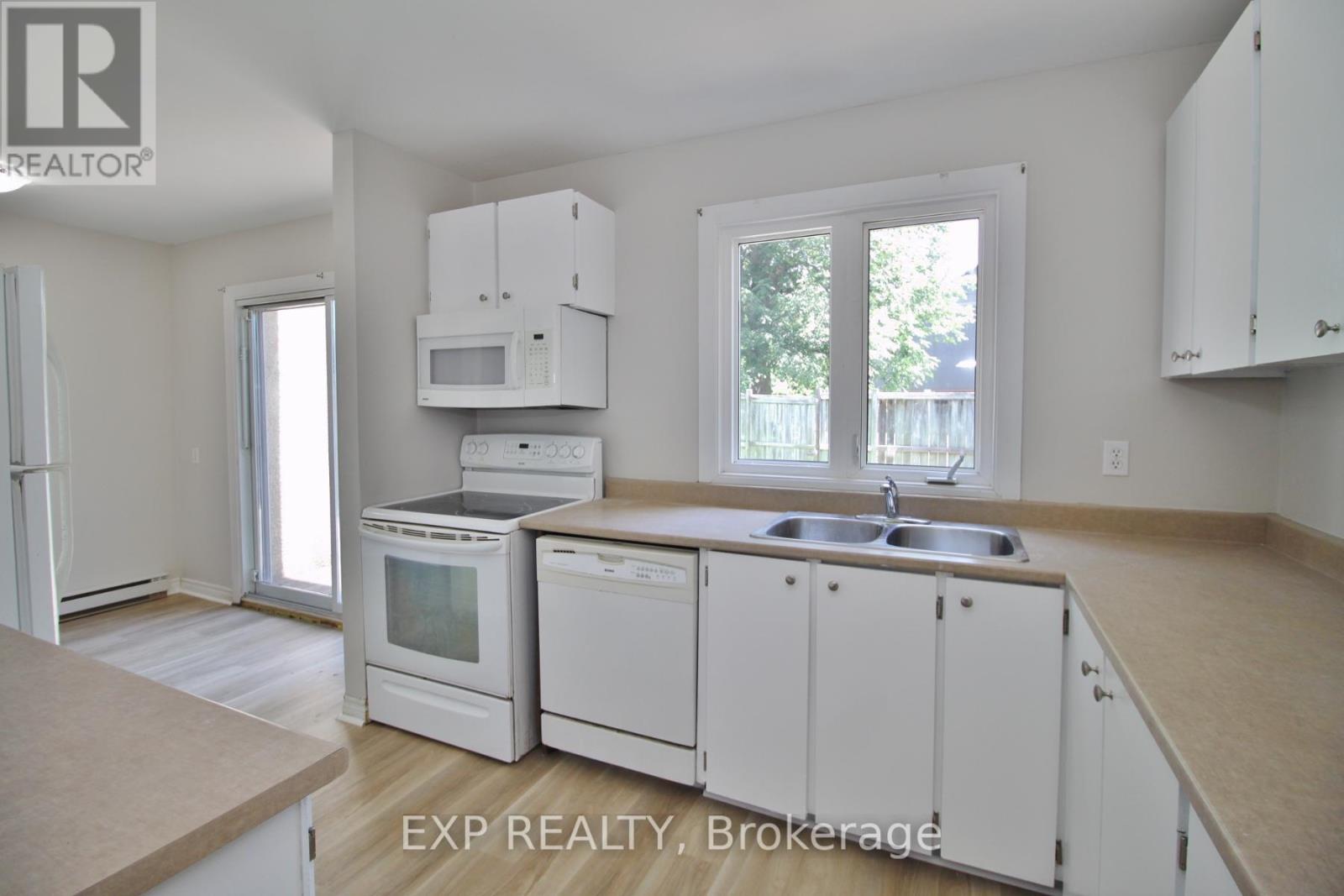 52 - 3691 Albion Road, Ottawa, Ontario  K1T 1P2 - Photo 10 - X12357992