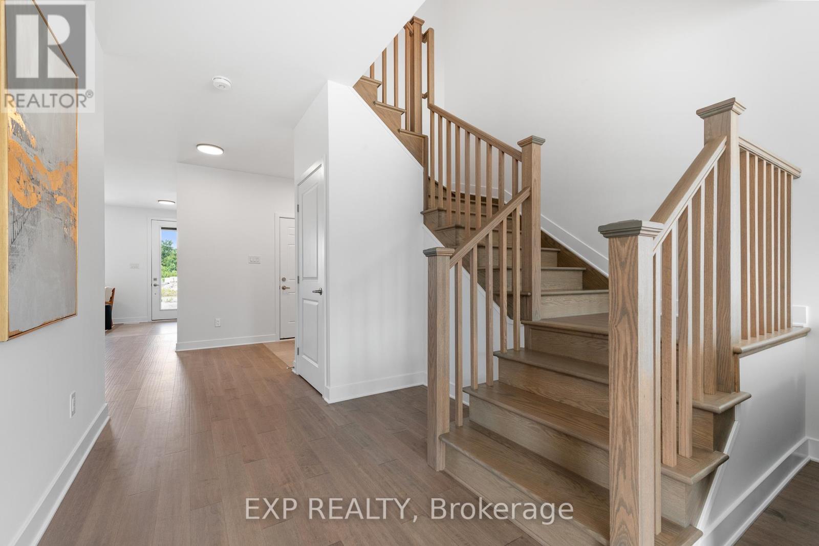 804 Ninaatik Place, Ottawa, Ontario  K1X 0J7 - Photo 12 - X12358004