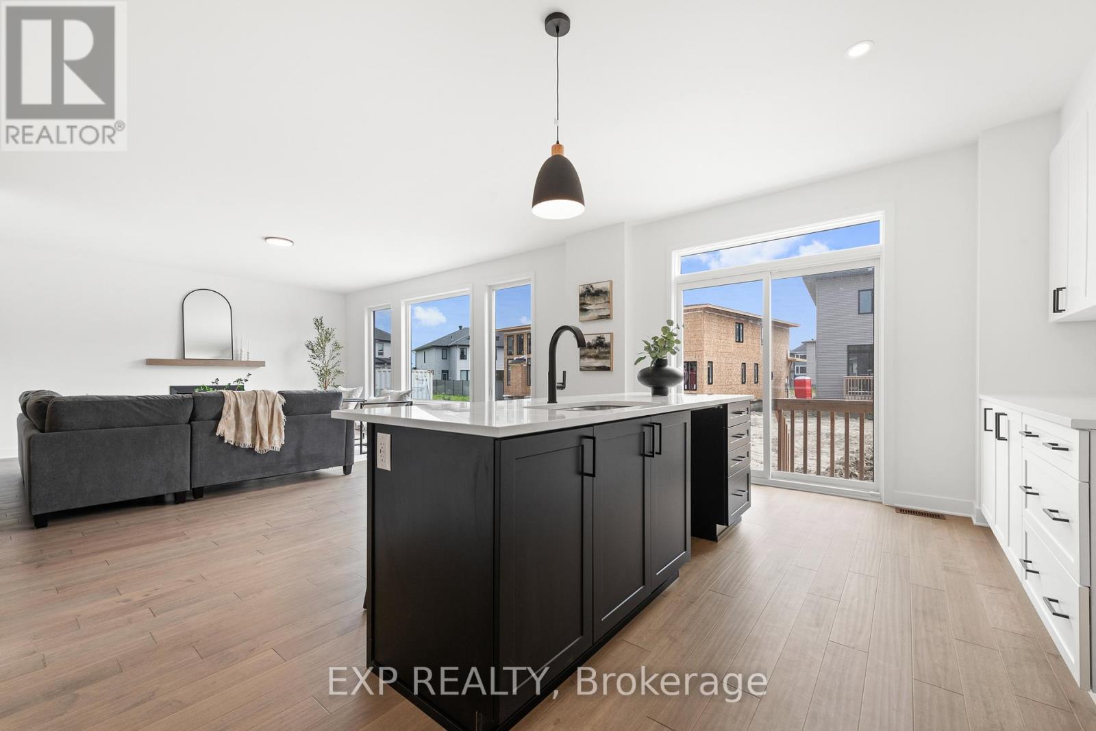 804 Ninaatik Place, Ottawa, Ontario  K1X 0J7 - Photo 19 - X12358004
