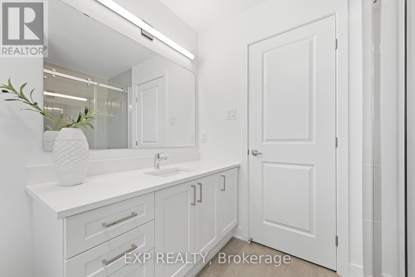 804 Ninaatik Place, Ottawa, Ontario  K1X 0J7 - Photo 30 - X12358004