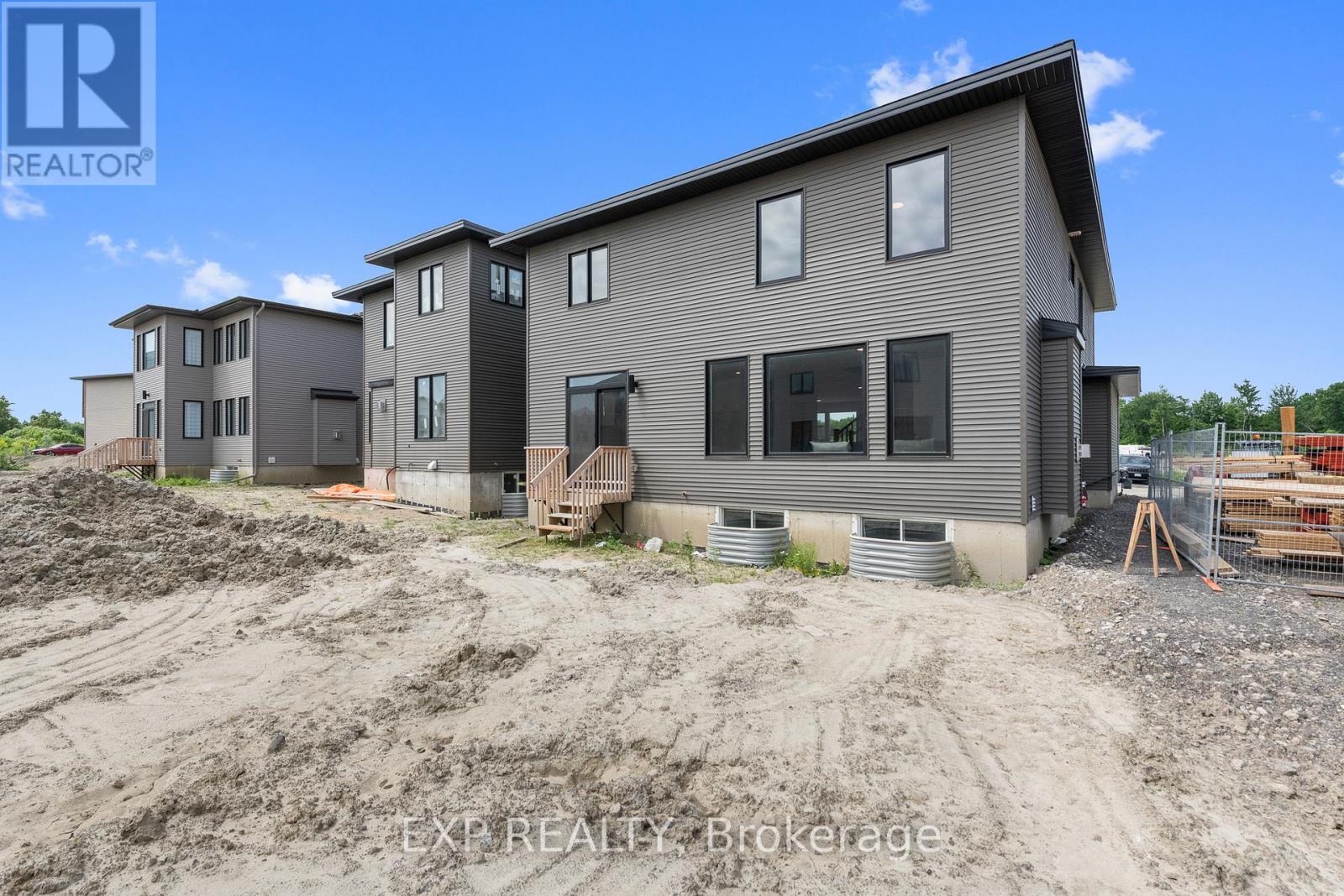 804 Ninaatik Place, Ottawa, Ontario  K1X 0J7 - Photo 43 - X12358004