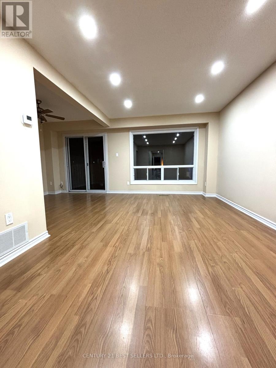 63 - 3025 Cedarglen Gate, Mississauga, Ontario  L5C 2V7 - Photo 12 - W12357920