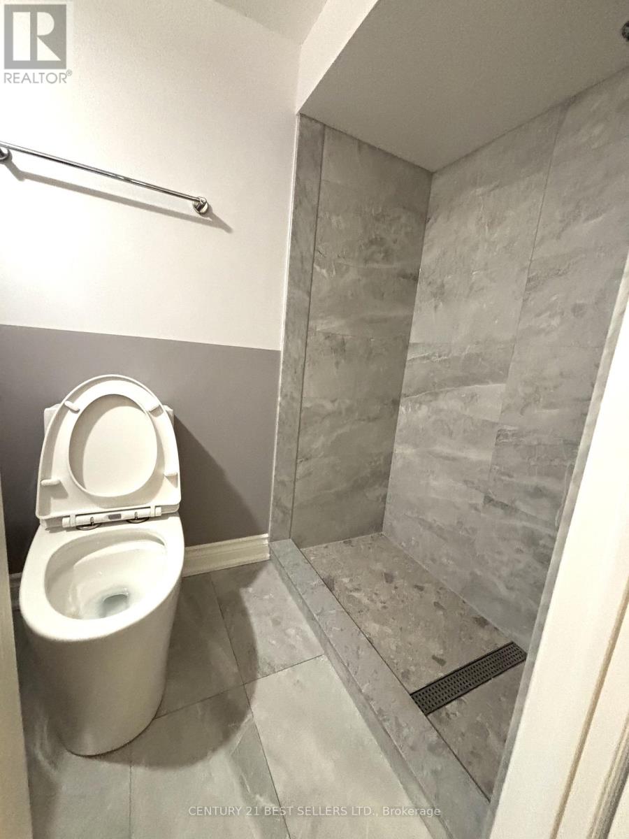 63 - 3025 Cedarglen Gate, Mississauga, Ontario  L5C 2V7 - Photo 36 - W12357920
