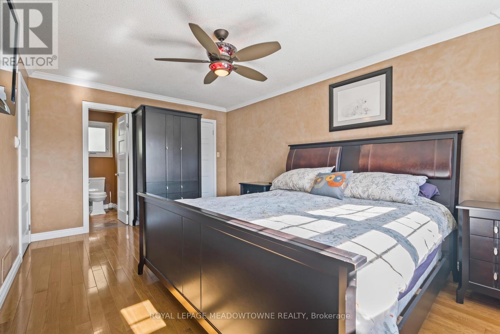 8 Jason Crescent, Halton Hills (Georgetown), Ontario  L7G 4Z4 - Photo 14 - W12357922