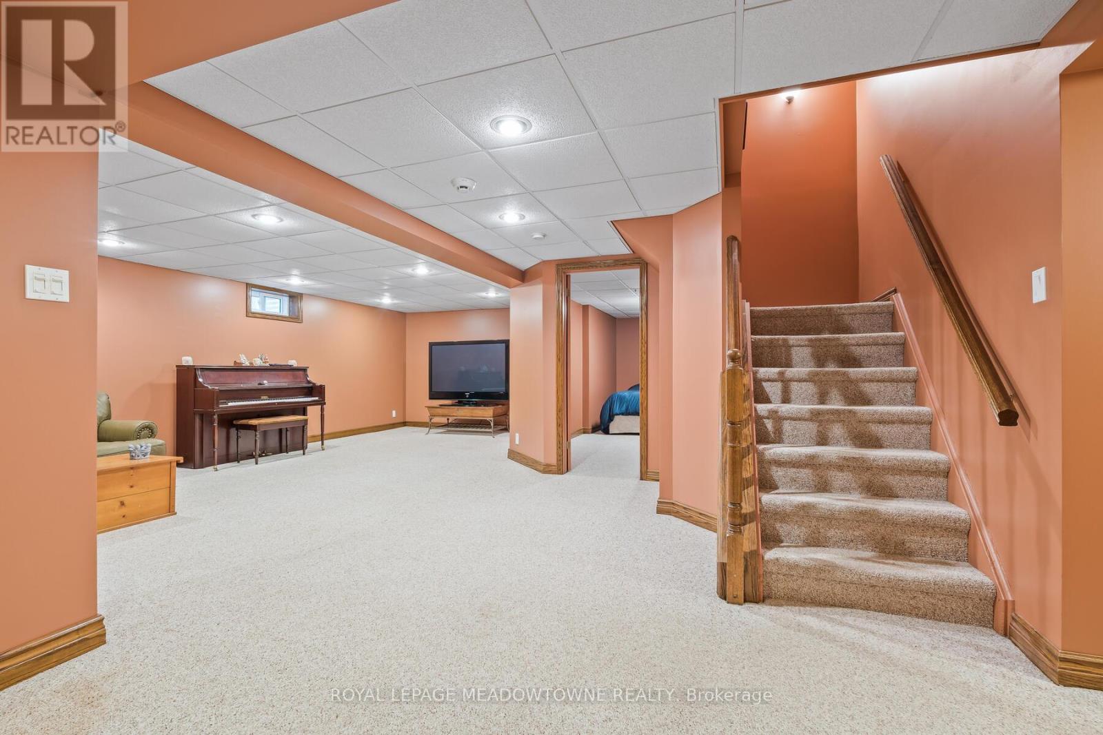 8 Jason Crescent, Halton Hills (Georgetown), Ontario  L7G 4Z4 - Photo 20 - W12357922
