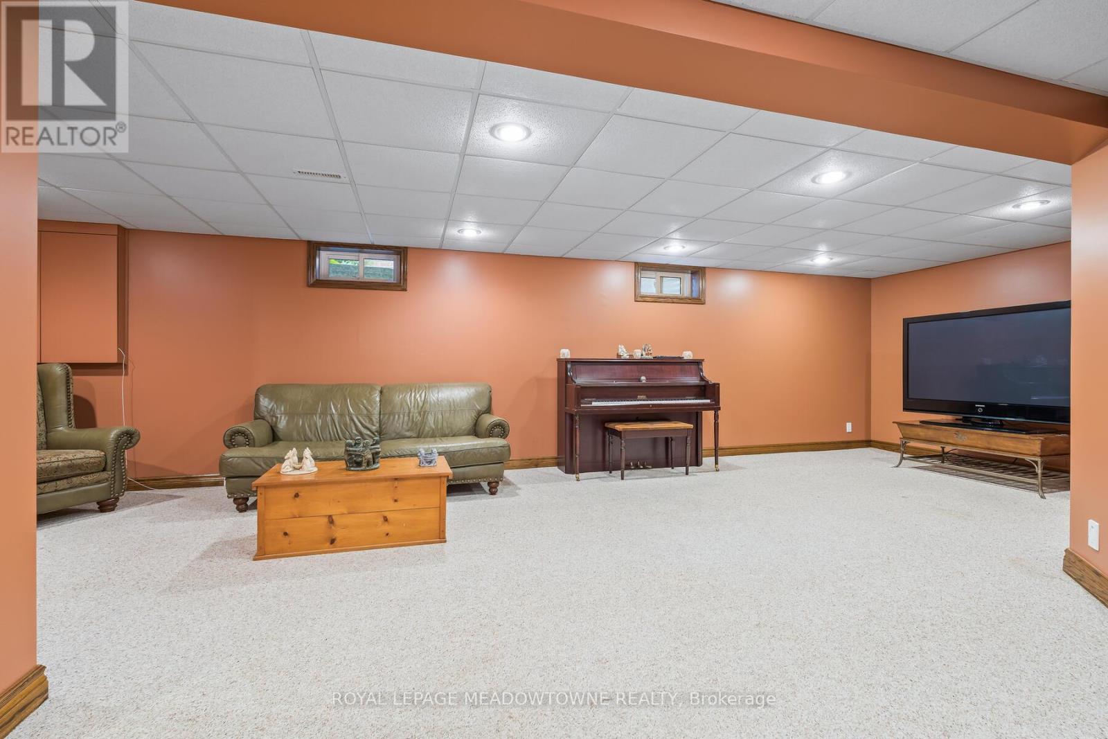 8 Jason Crescent, Halton Hills (Georgetown), Ontario  L7G 4Z4 - Photo 21 - W12357922