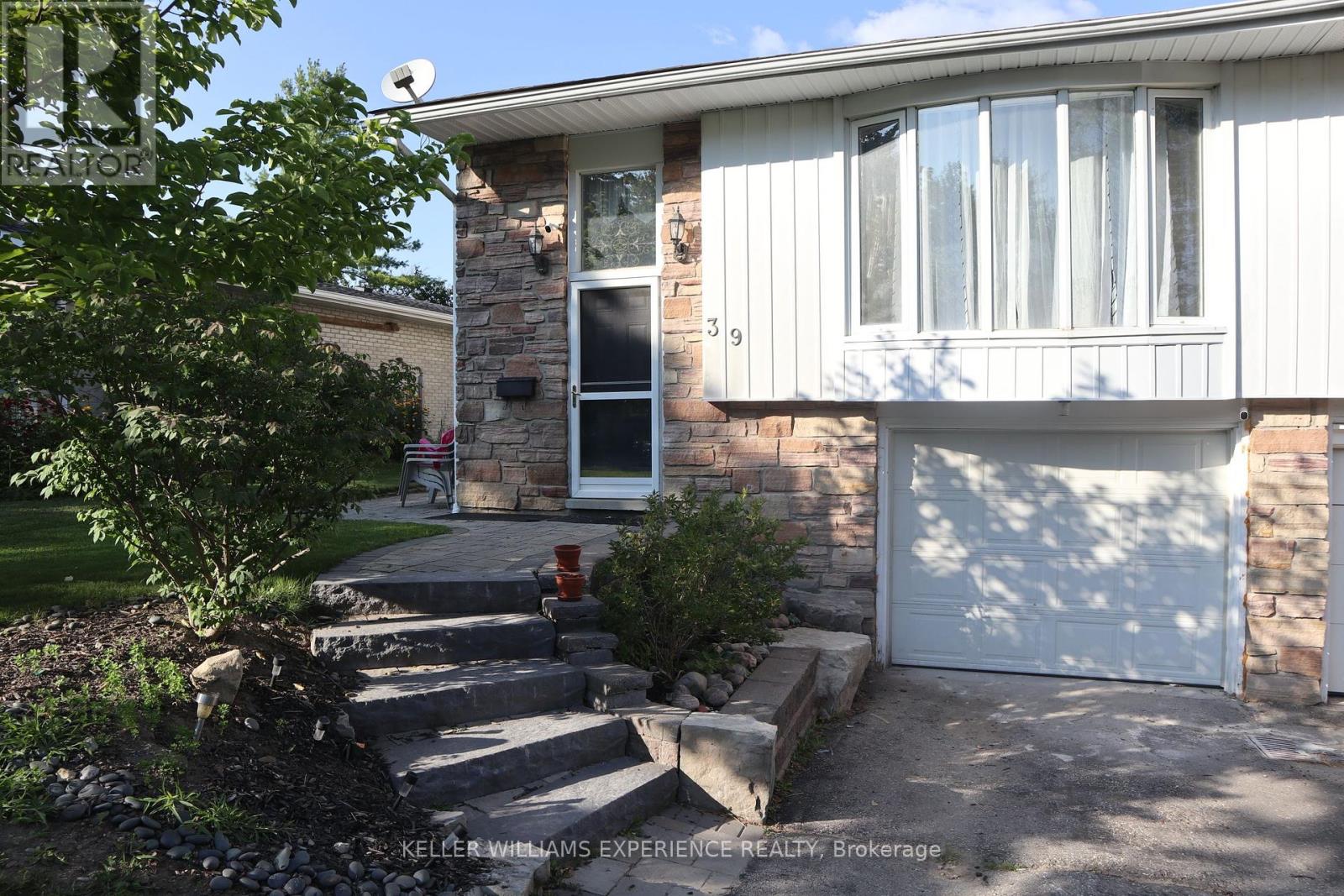 LOWER - 39 ERINDALE AVENUE, Orangeville, Ontario