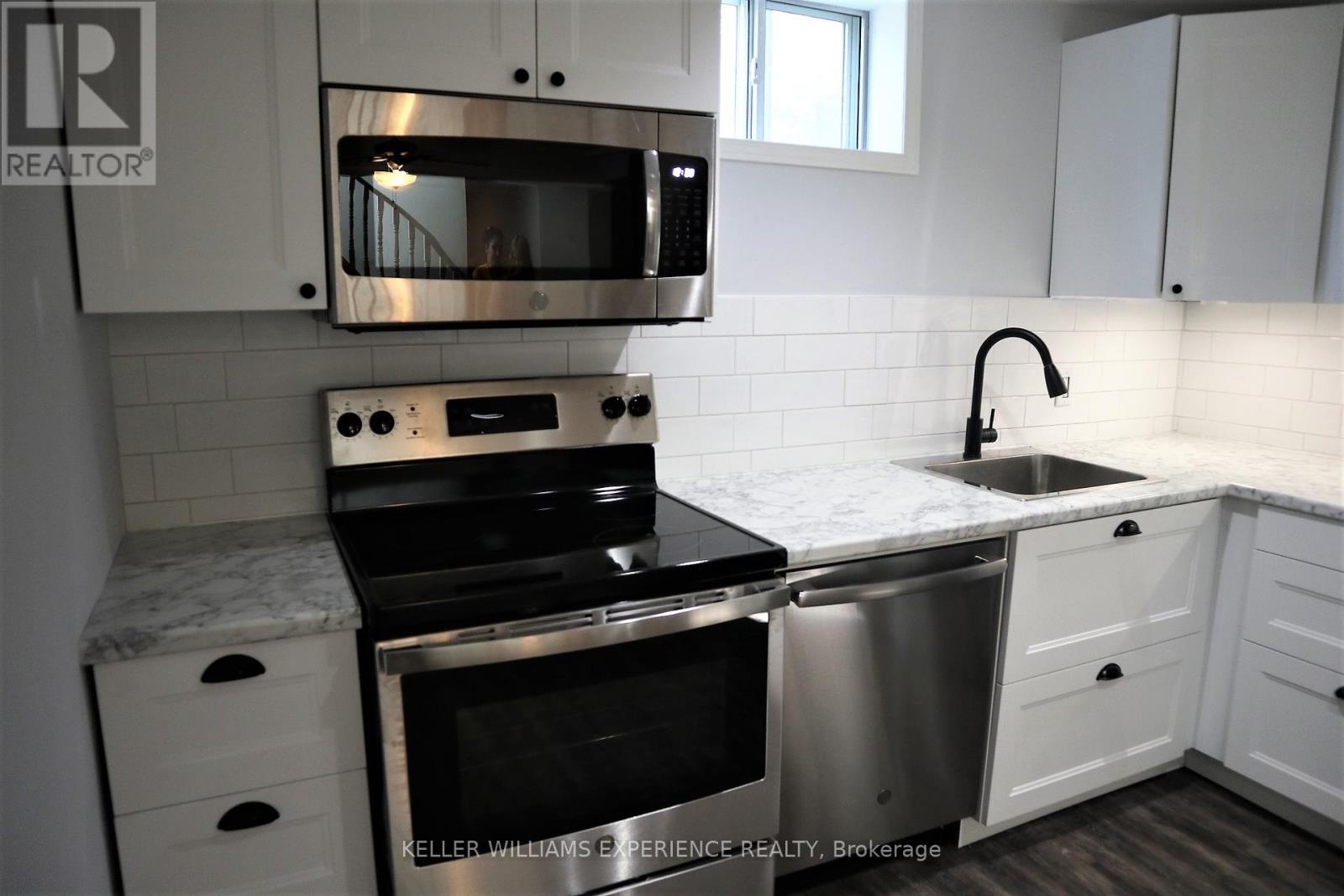 Lower - 39 Erindale Avenue, Orangeville, Ontario  L9W 2V8 - Photo 11 - W12357930