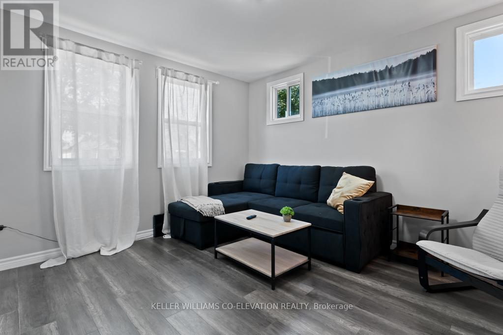 1 - 9 Merigold Street, St. Catharines (Western Hill), Ontario  L2S 2N4 - Photo 7 - X12357942