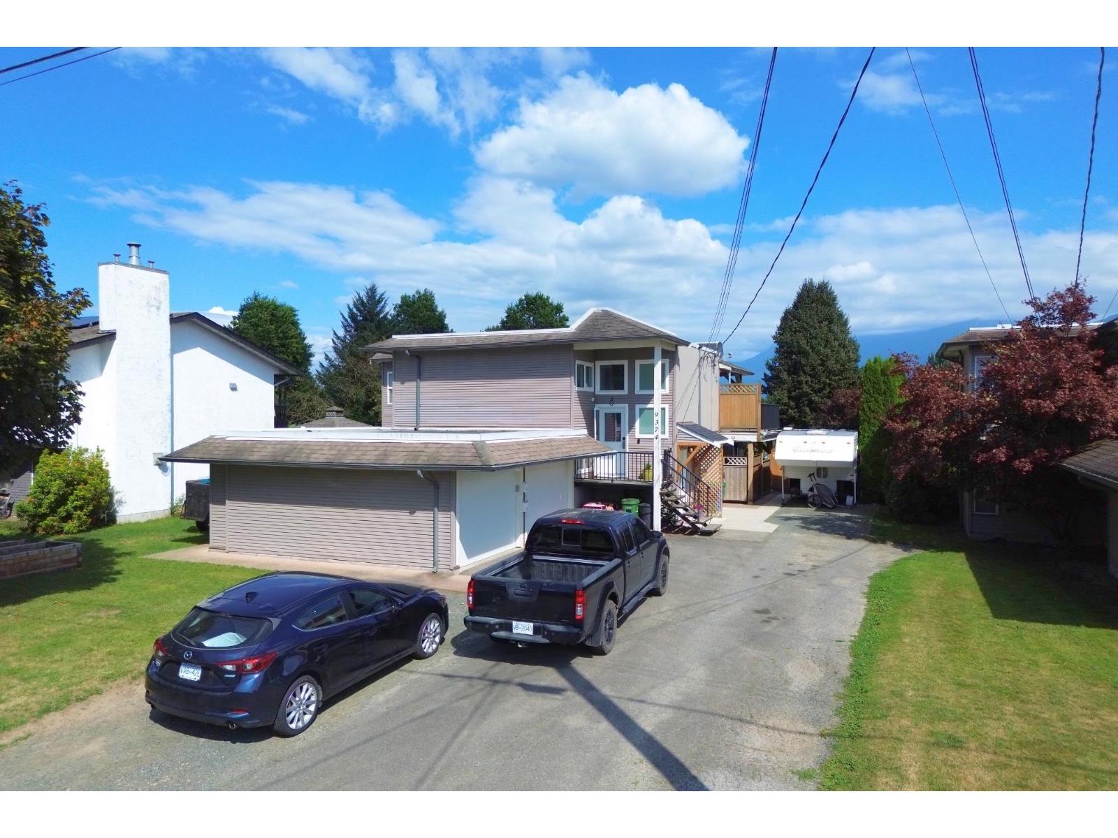 Property at 1 9374 JAMES STREET image 3