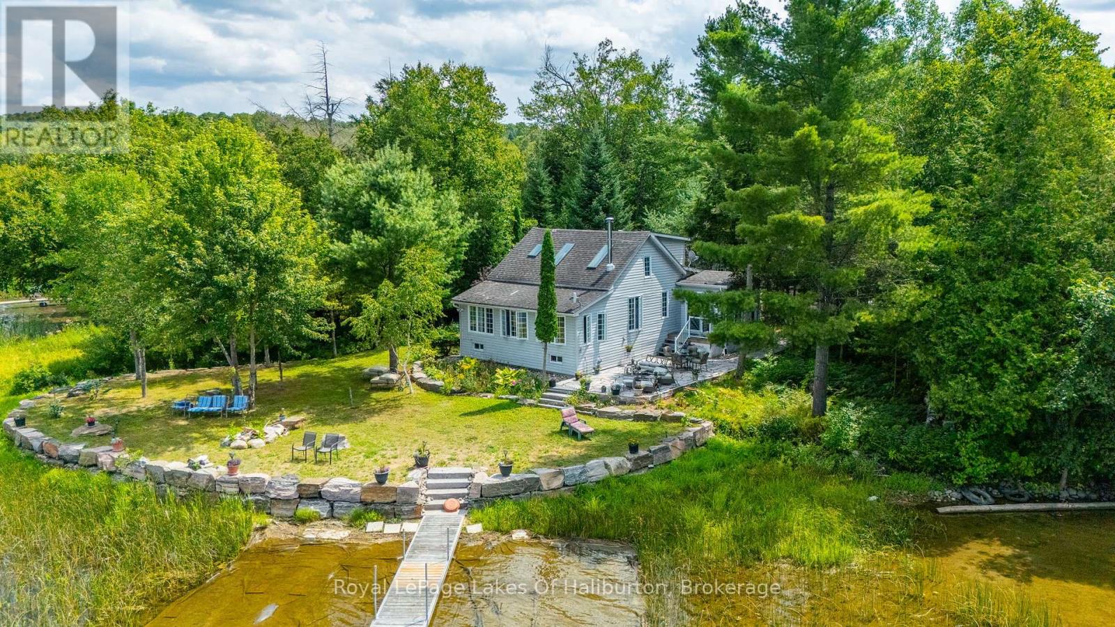 1049 Ninatigo Lane, Algonquin Highlands (Stanhope), Ontario  K0M 1S0 - Photo 2 - X12357974
