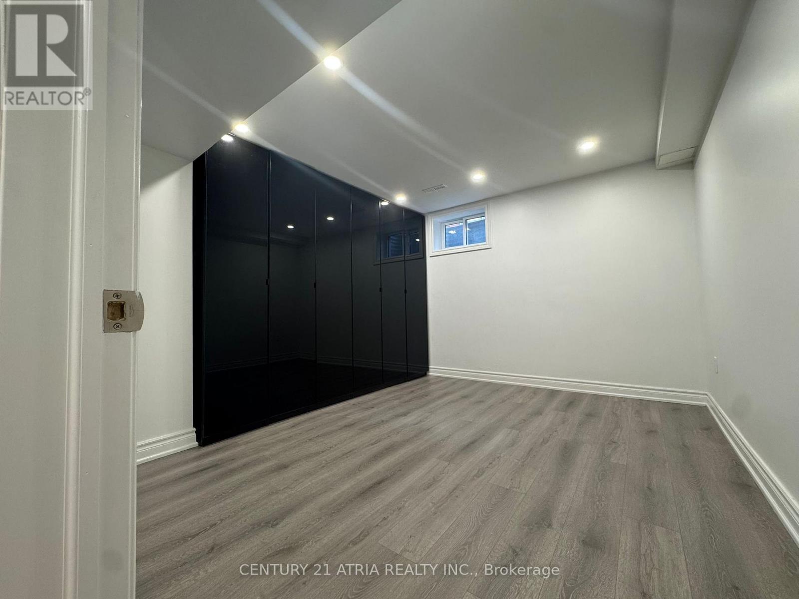 23 Argonne Crescent, Toronto, Ontario  M2K 2K2 - Photo 5 - C12354310