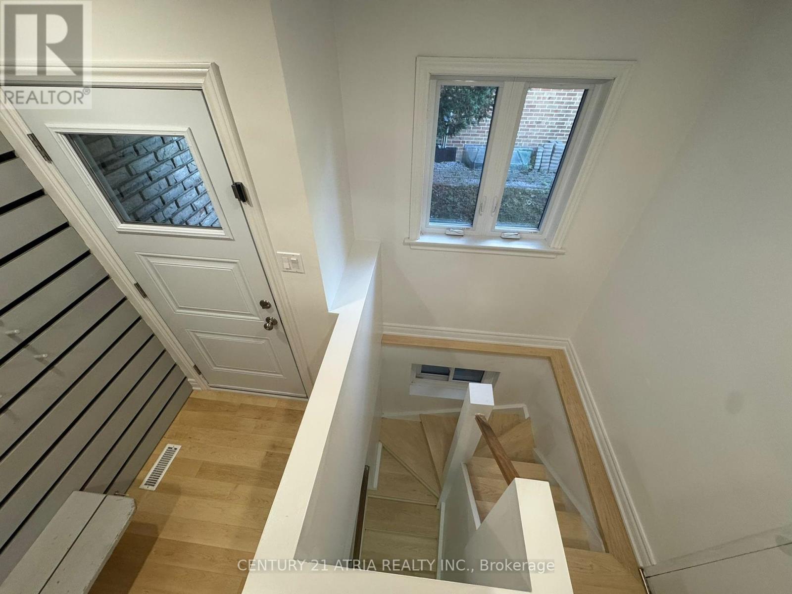 23 Argonne Crescent, Toronto, Ontario  M2K 2K2 - Photo 8 - C12354310