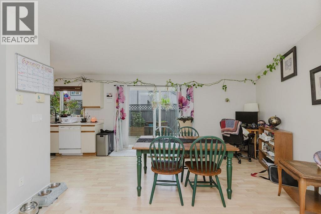 22 5761 Wharf Avenue, Sechelt, British Columbia  V0N 3A0 - Photo 5 - R3039418