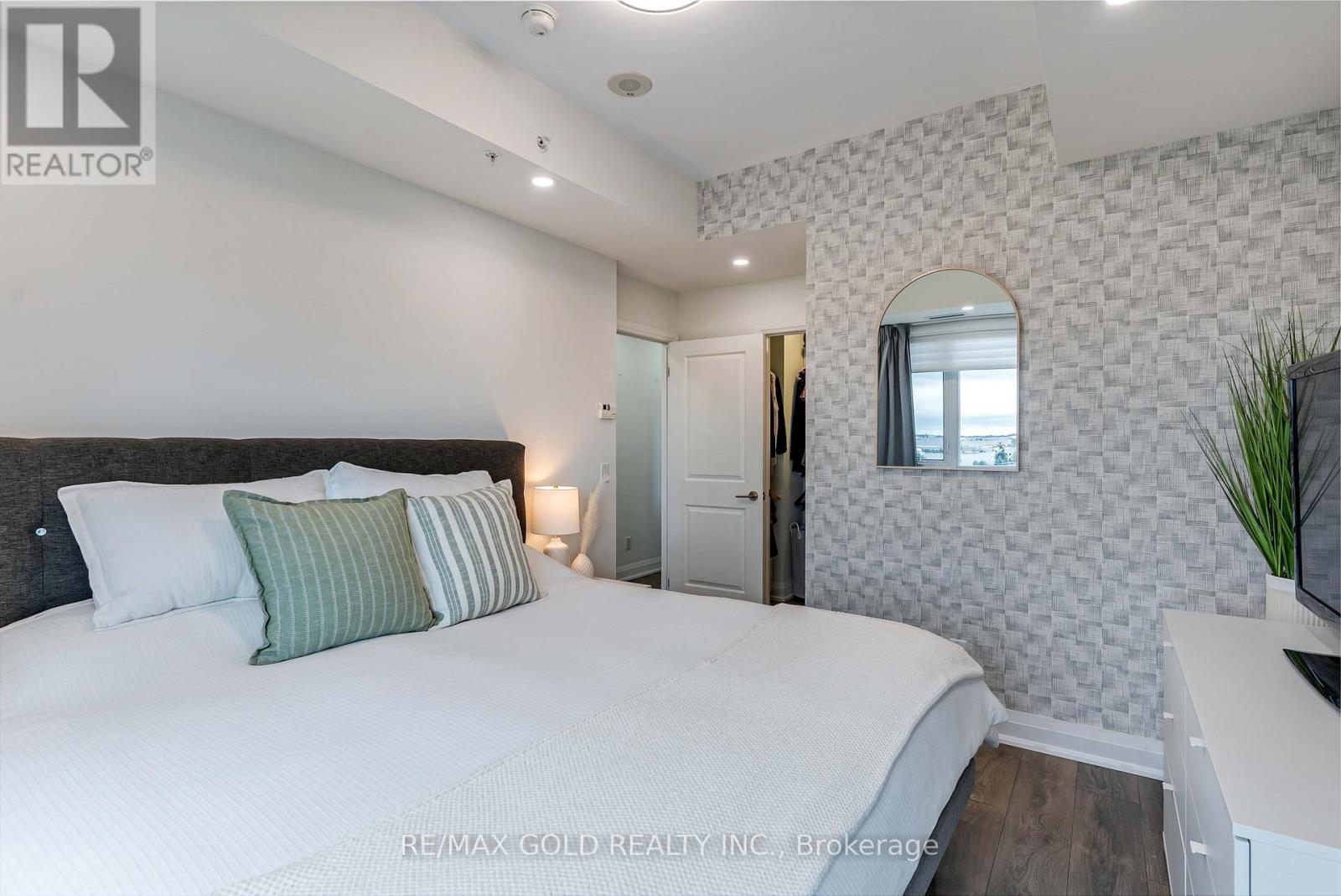 503 - 55 Yorkland Boulevard, Brampton, Ontario  L6P 4K9 - Photo 23 - W12357331