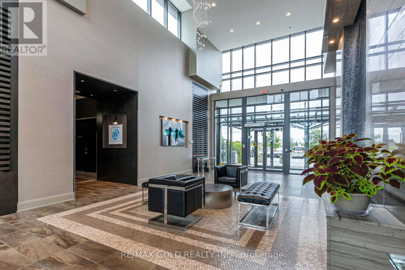 503 - 55 Yorkland Boulevard, Brampton, Ontario  L6P 4K9 - Photo 6 - W12357331
