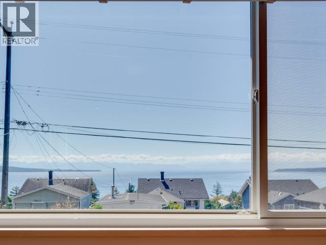 5457 Maple Ave, Powell River, British Columbia  V8A 4M9 - Photo 8 - 19294