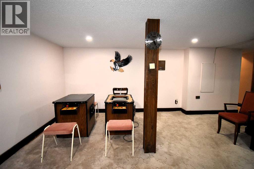105 Mcpherson Square, Hinton, Alberta  T7V 1J9 - Photo 41 - A2179032