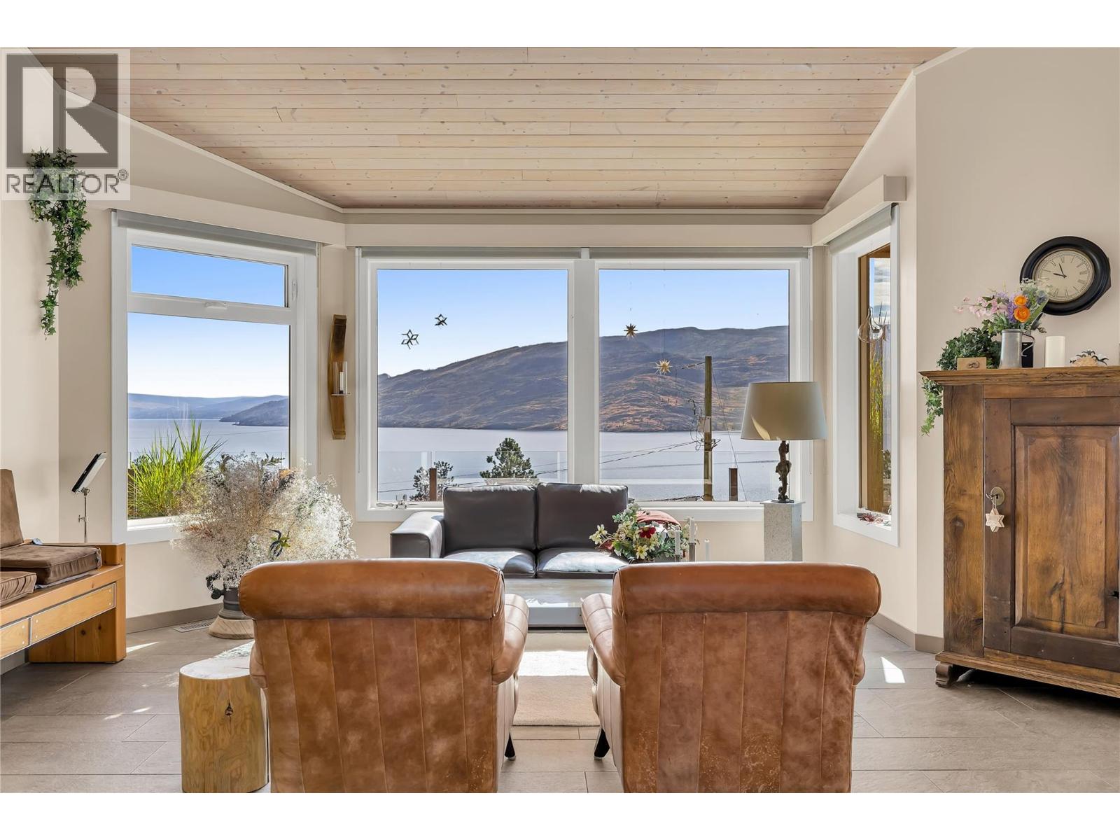 Property at 6376 Topham Place image 2