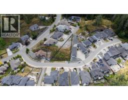 104 Bray Rd Departure Bay