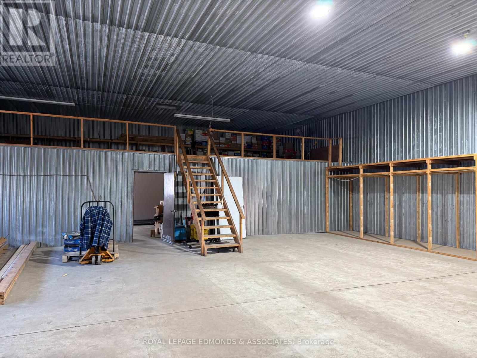 174 Albert Street, Pembroke, Ontario  K8A 4K6 - Photo 15 - X12358068
