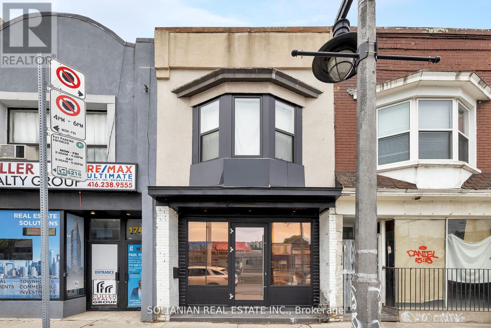 1742 St Clair Avenue W, Toronto (Weston-Pellam Park), Ontario  M6N 1J3 - Photo 1 - W12358018