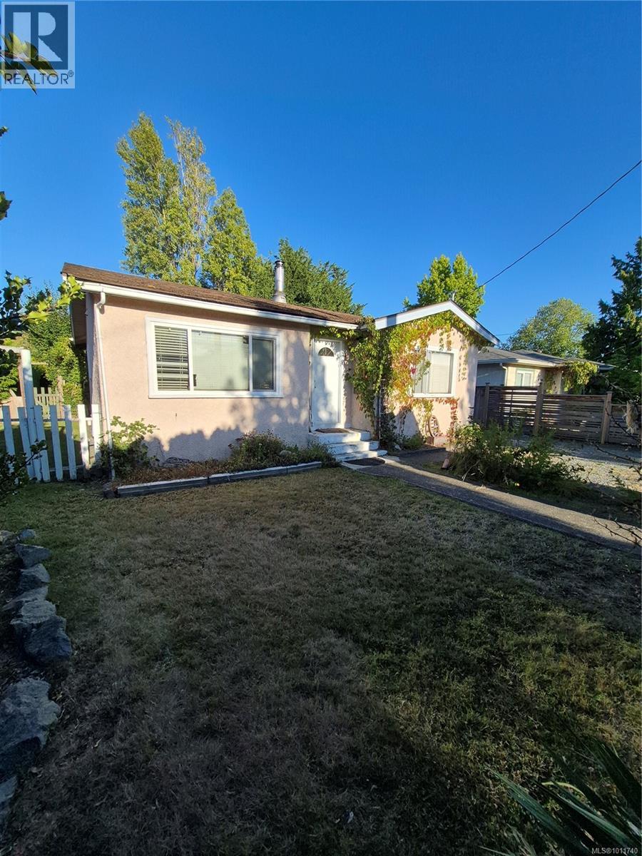 9691 Fifth St, Sidney, British Columbia  V8L 2W9 - Photo 3 - 1011740