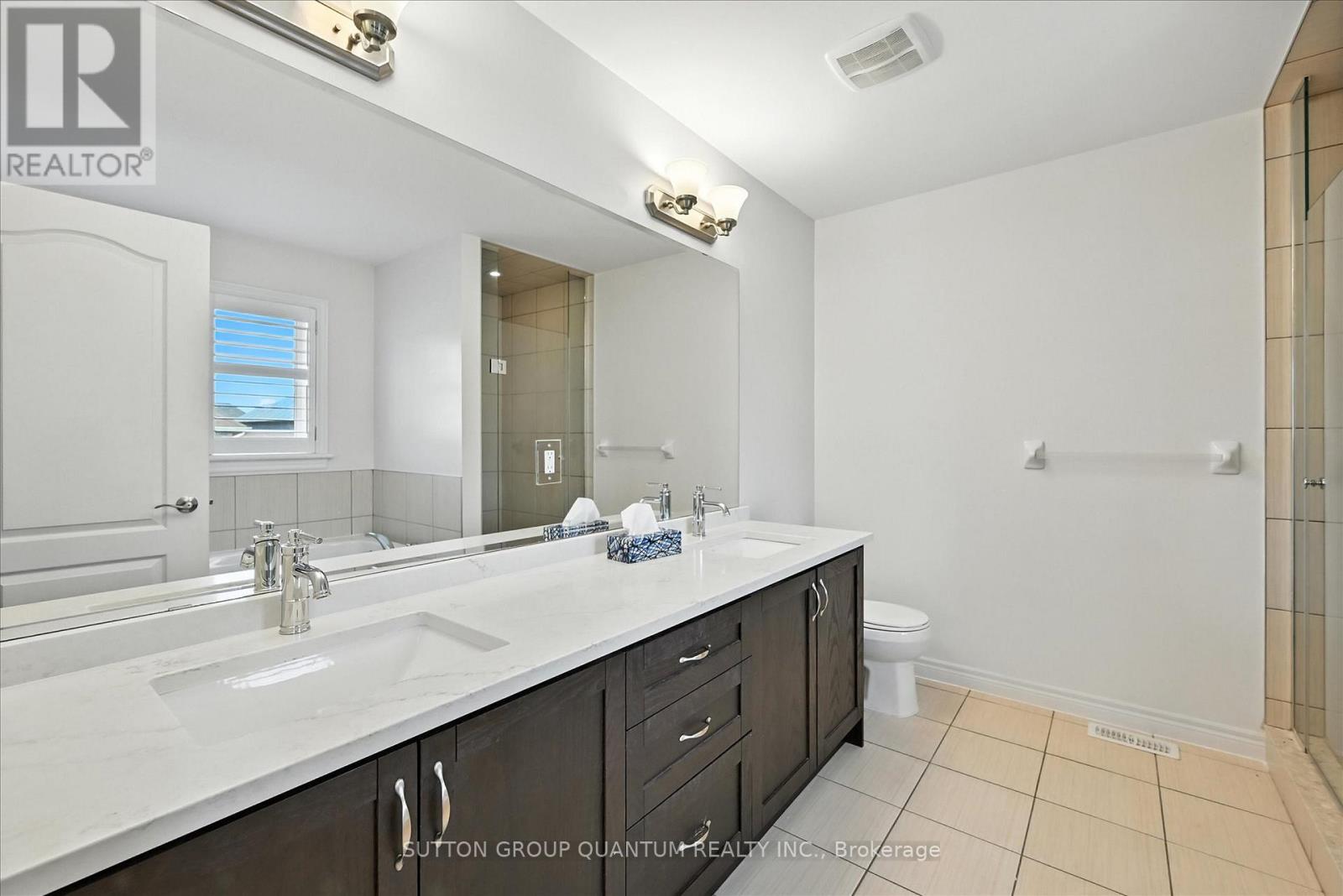 167 Alessio Drive, Hamilton, Ontario  L9B 0E9 - Photo 24 - X12358013