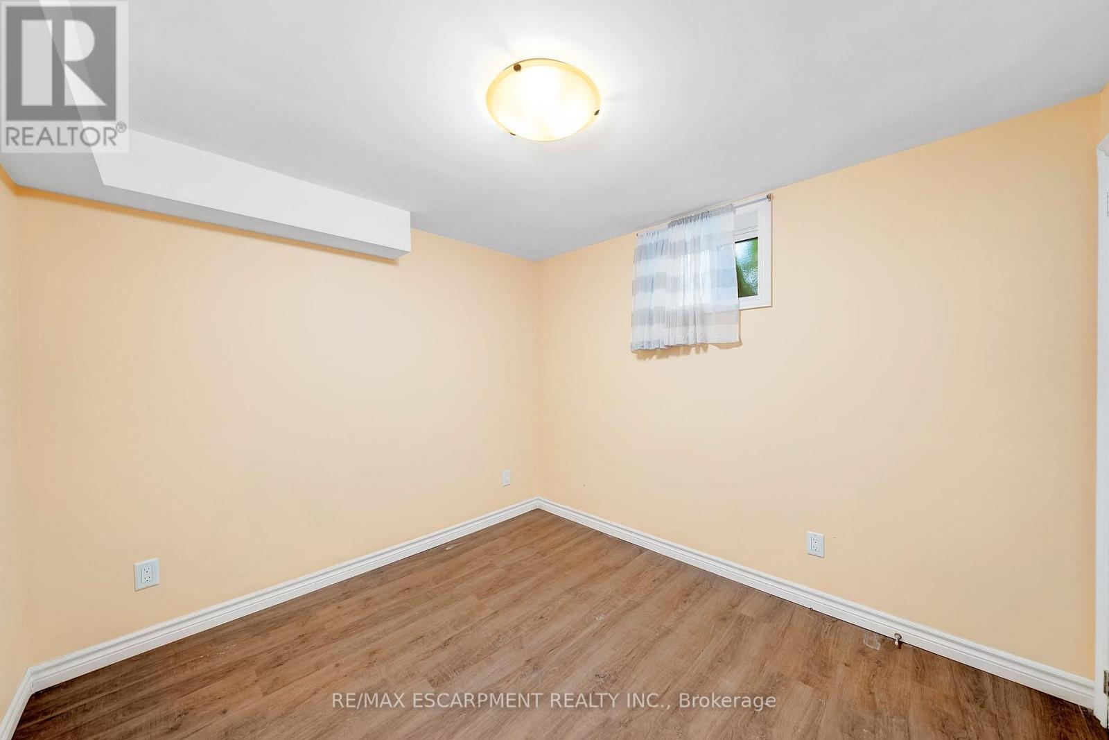 167 Miles Road, Hamilton, Ontario L8W 1E2 - Photo 23 - X12358032