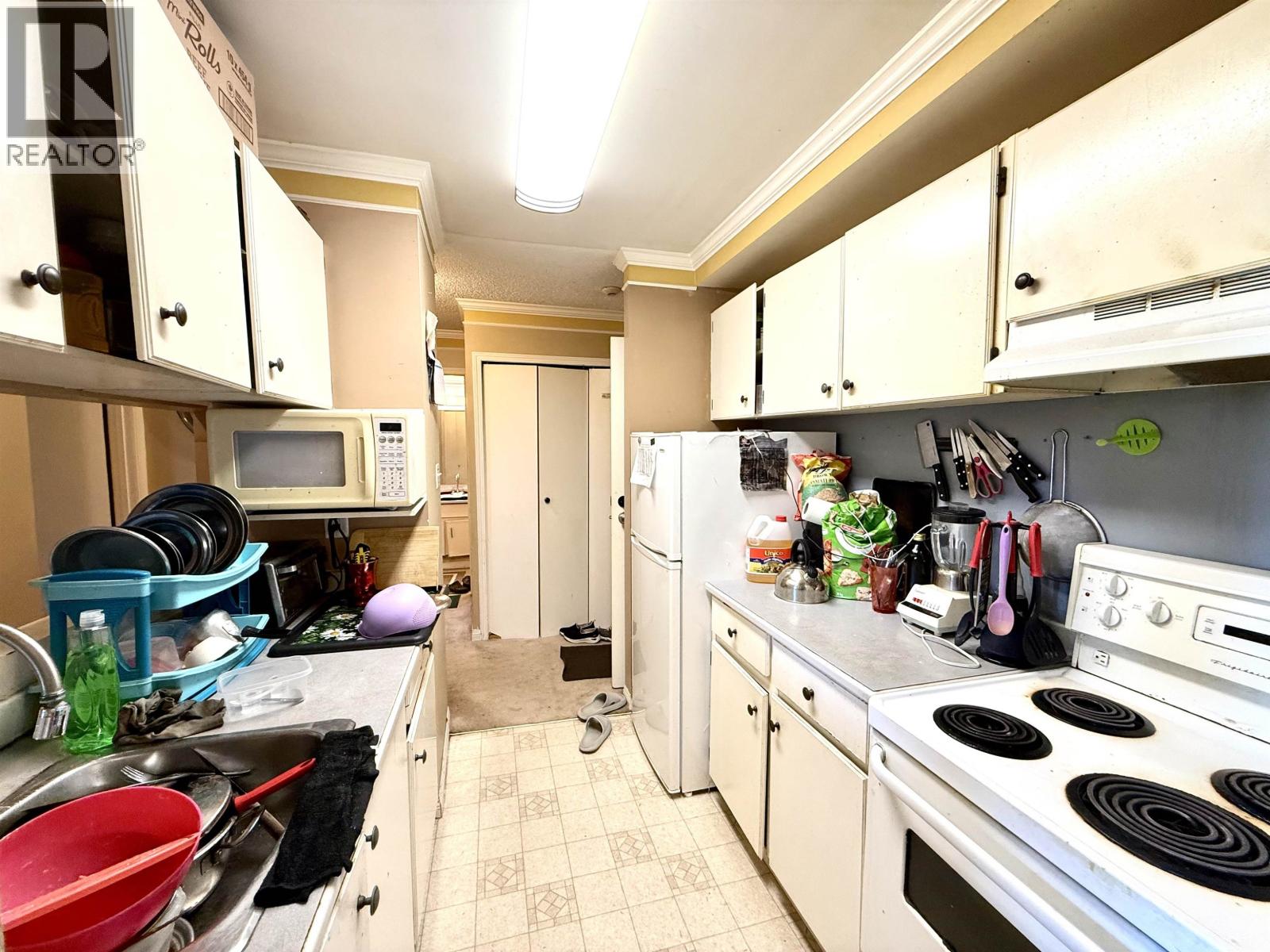 Listing Picture 8 of 13 : 311 8120 COLONIAL DRIVE, Richmond / 烈治文 - 魯藝地產 Yvonne Lu Group - MLS Medallion Club Member