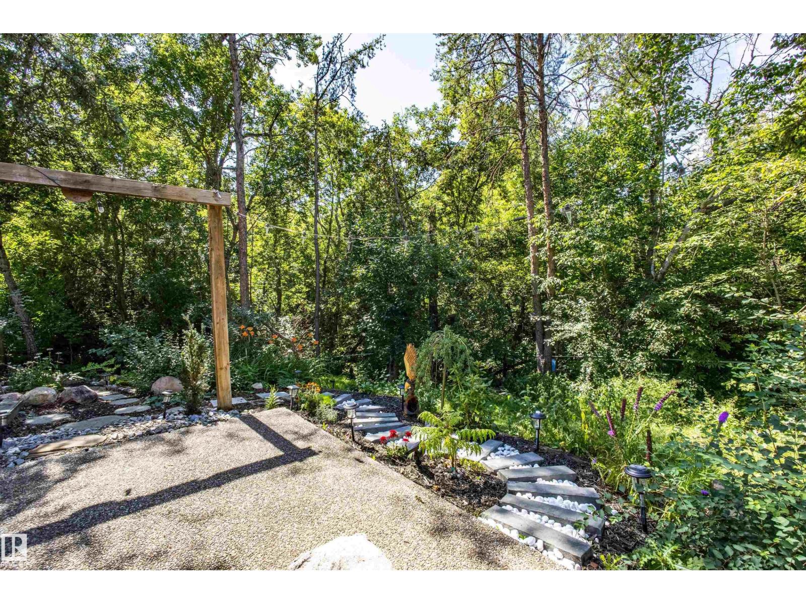 135 Homestead Cr Nw, Edmonton, Alberta  T5A 2Y1 - Photo 41 - E4452058