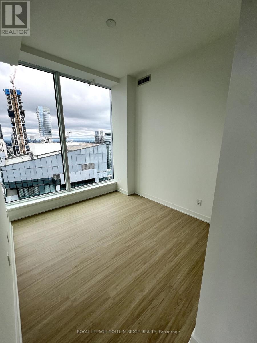 Ph02 - 8 Wellesley Street W, Toronto, Ontario  M4Y 0J5 - Photo 11 - C12358076